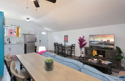 Tobin Hill House | NEW! Cozy Tobin Hill Guest House Near Pearl & River Walk!