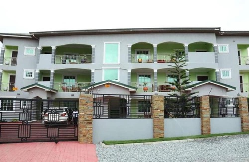 Accra Apartment | De GraceManuel Terrace