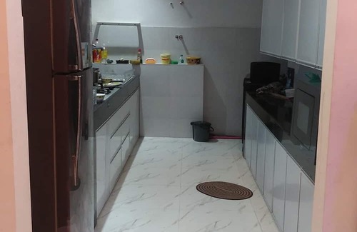 Toli Chowki Apartment | 3-bedroom apartment in perfect Hyderabad with AC