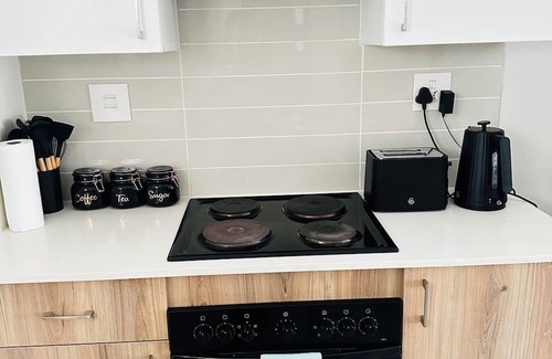 Boksburg Apartment | Charming 1-bedroom apartment in Boksburg near OR Tambo International Airport