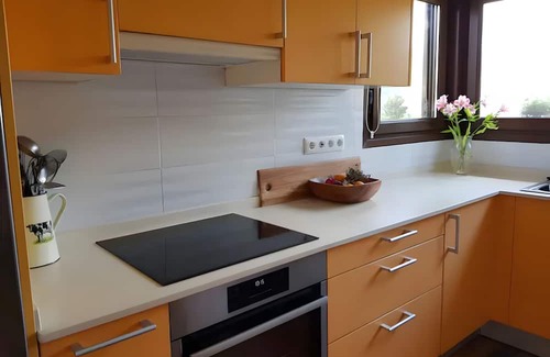 La Vega de los Caseros House | Holiday Home 'Casa Carmen' with Mountain Views