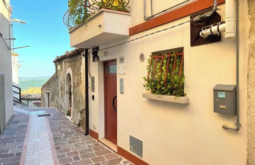 Dogliola Apartment | Hermitage Suite - BaBsuites