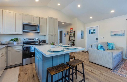 Wailuku Apartment | NEW! Authentic Wailuku Stay – Newly Renovated 3BR Upstairs Unit