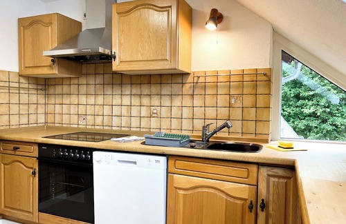 Untermunkheim Apartment | 🌟 Golden Oldie Kocherblick – Retro Charm meets Boho Style 🌿