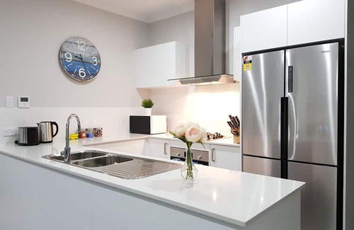 Balga House | Culloton Retreat – Bright 3BR Home Near Shops, Parks & Beaches