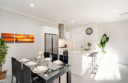 Balga House | Culloton Escape – Spacious 3BR Family Home Near Parks & Shops