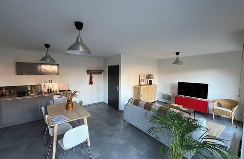 La Chapelle-d'Armentieres House | Quiet, cosy gîte in renovated farmhouse