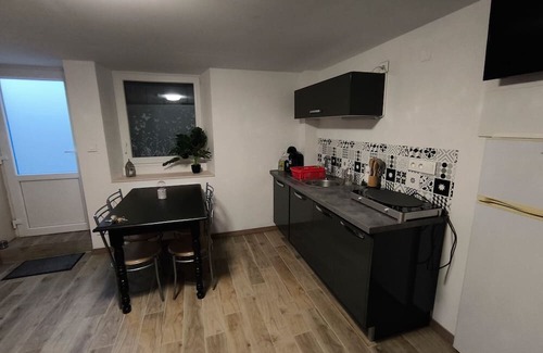 Bazoilles-sur-Meuse Apartment | Apartment 'Bienvenue Au Bord De Meuse' with Wi-Fi