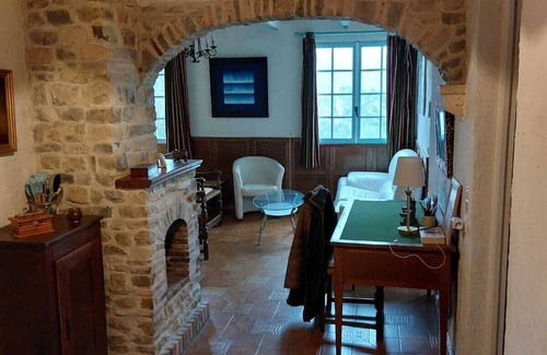 Gilette House | Find Serenity at this Nature-Surrounded Retreat, 35mn away from Nice, France