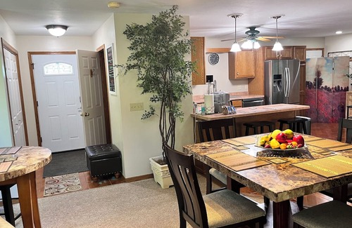 Poland Condo | 3-bedroom condo in beautiful Poland with 3 full bathrooms and 1 half bath.