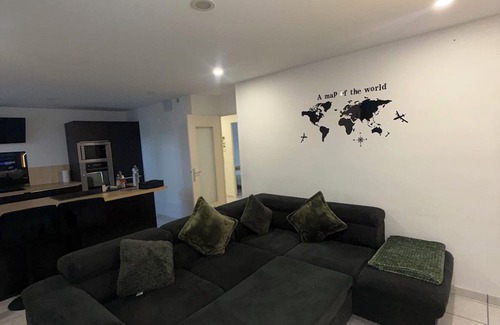 Quartier Capuche-Allies Apartment | Quiet modern 2-bedroom apartment in good location T3 Grenoble