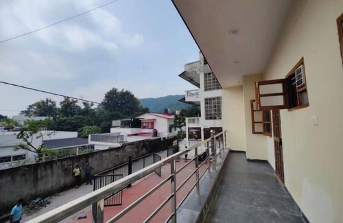 Bullawala Apartment | Castle Inn Starry, 2 BHK,Mussoorie Road, Dehradun