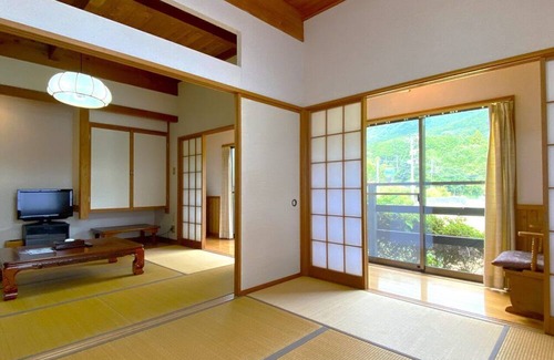 Kawazu Villa | The atmospheric appearance of a fantasy ancient capital.