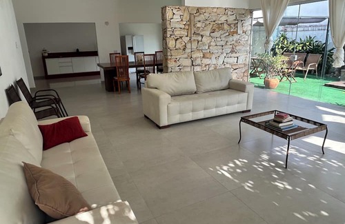 Sao Paulo House | Large house with floor