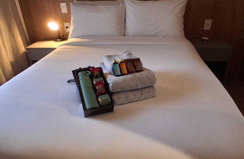 Indianopolis Apartment | Studio Aronni next to Ibirapuera Shopping Mall