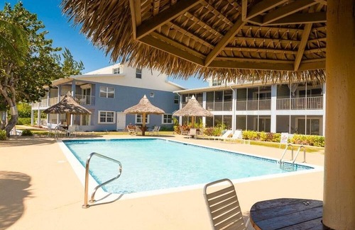 Bodden Town Condo | Charming 2-bedroom condo with AC in Bodden Town