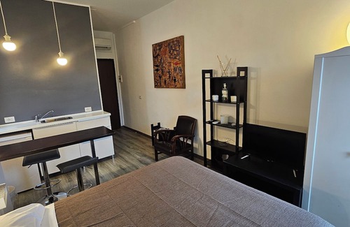 Potenza House | Double or Twin Beds Studio Apartment