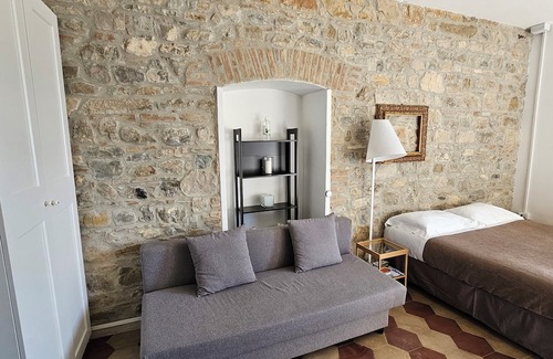 Potenza House | Quadruple Studio Double and Sofa Bed - Private Bathroom Inside