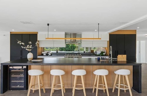 Matcham House | YARRIMBAH - Idyllic Coastal Estate with Private Pool & Spa