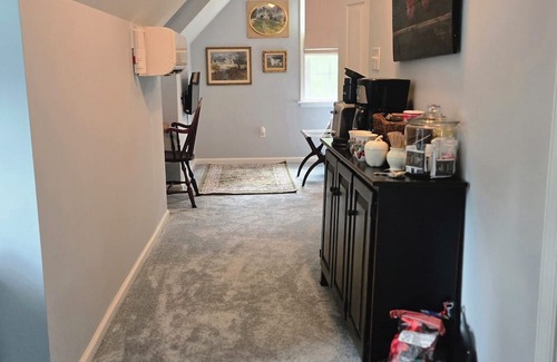 Andersonville Apartment | Charming studio in welcoming Dillwyn, near Farmville