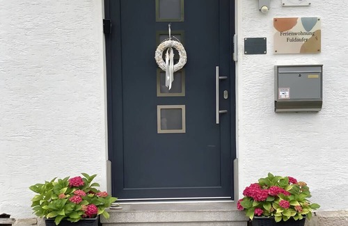 Melsungen Apartment | Apartment 'Fuldaufer' with Private Garden and Wi-Fi