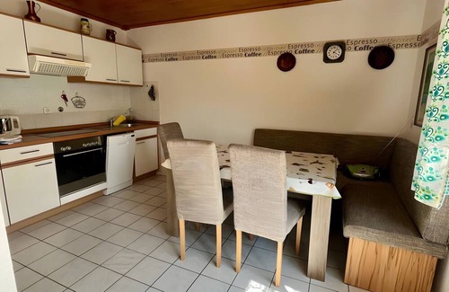 Loecherberg Apartment | Apartment 'Lehmann' with Mountain View, Balcony and Wi-Fi
