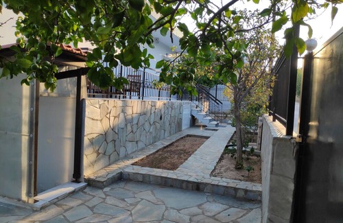 Spata-Artemida House | House in Artemis