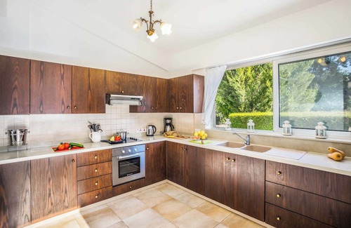Giolou Villa | Villa Stephanos - Three Bedroom Villa, Sleeps 6