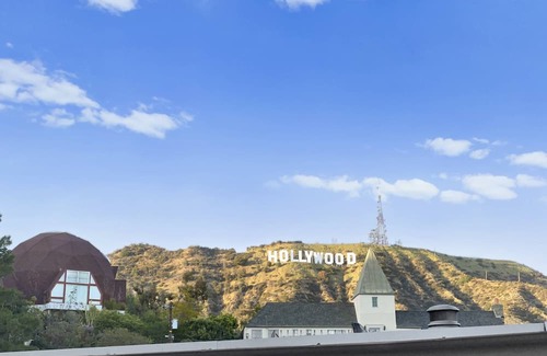 Hollywoodland Apartment | Scenic Secret Stairs Apt Hollywood Hills