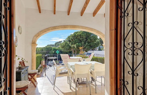 Moraira House | Holiday Home 'Isabel' with Sea View, Wi-Fi and Air Conditioning