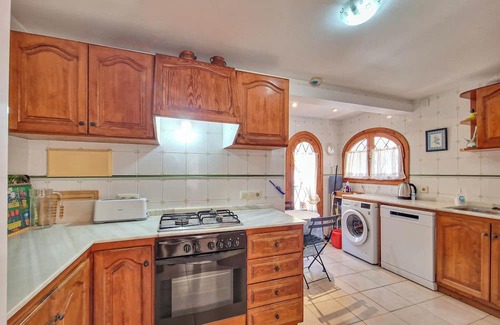 Moraira House | Holiday Home 'Isabel' with Sea View, Wi-Fi and Air Conditioning