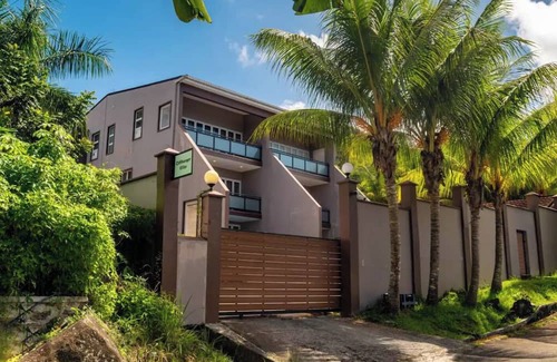 Mahe Island Villa | Exclusive Luxury Villa & Pool at CliffHanger Villa
