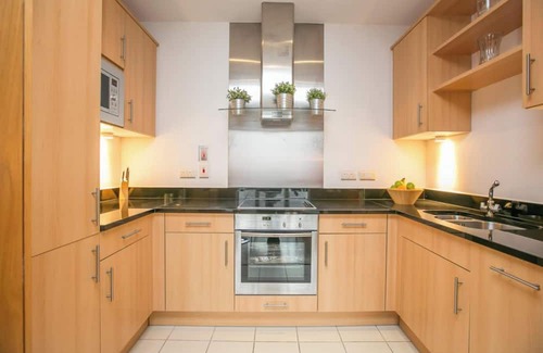North Wall Apartment | 2 Bedroom Apartment With Balcony in Spencer Dock