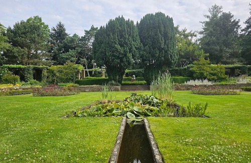 Wageningen House | Serene Haven w/Wellness Center, Gym Access & Dining | Nature Reserves Nearby