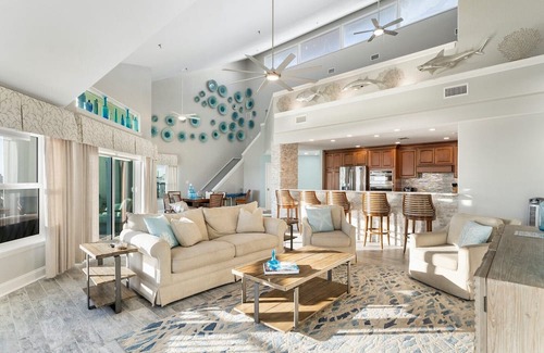 Crystal Beach House | Cabana Club C408 - Beachfront, Sleeps 12, Great Location in Destin, Free Golf