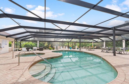 Marco Island Condo | Coastal Comfort Awaits in This 2 bedroom 2 bath Condo
