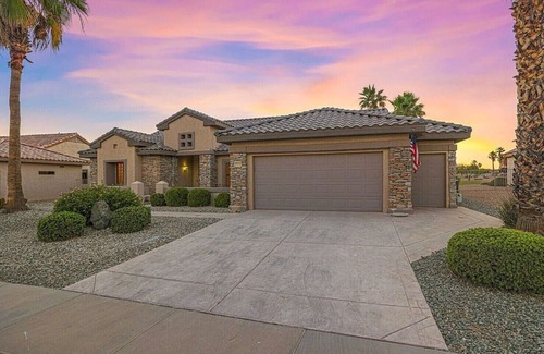 Desert Palms House | 3-bedroom house in The Grand On the Golf Course with Sunset Views and Pool