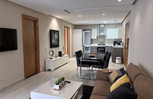 SOUR JDID Apartment | Sea-View luxury central living apartment with AC, WiFi in marvelous Casablanca