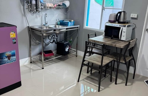 Ban Tai House | 1 minute walk to the tourist strip ! New guest house on quiet Soi Great location