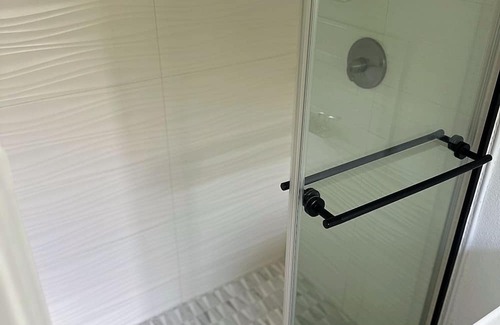 South Grant Cabin | 1 bedroom Grant-Valkaria with Wi-Fi and AC room 8