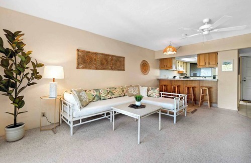 Kailua-Kona Condo | Alii Oceanview Retreat