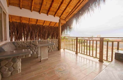 Mancora Apartment | Apartment 5 minutes from downtown Mancora. View and direct access to the sea