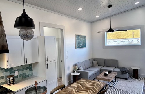 Zionville House | New 2-bedroom house in awesome Zionville with WiFi, AC