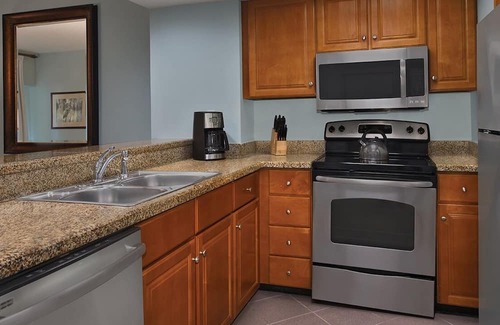 Palmetto Dunes Condo | 2 Bedroom Condo, Sleeps 6, at Marriott Sunset Pointe Resort!
