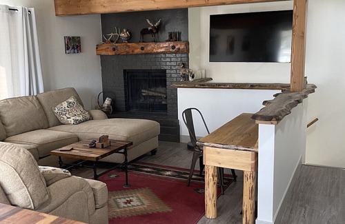 Kalispell Apartment | Long Term Stay! Central Townhome in Kalispell