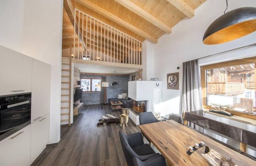 Schonbach Ski Chalet | Chalet in Neukirchen near Wildkogel Ski Arena