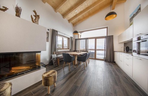 Schonbach Ski Chalet | Chalet in Neukirchen near Wildkogel Ski Arena