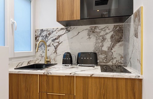 8th Arrondissement Apartment | Serviced Apartment - 6 Guests - Champs-Élysées