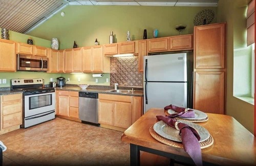 Galt House | Escape to our Lakeside Loft