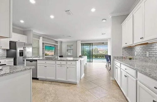 Naples House | Lovely Naples 3-bedroom home with heated salt water pool, 15 minutes to beaches